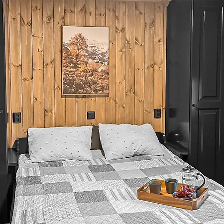 2 Bedroom Awesome In Engerdal