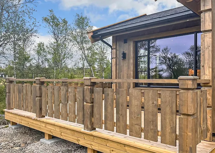 2 Bedroom Awesome In Engerdal Casa de Férias